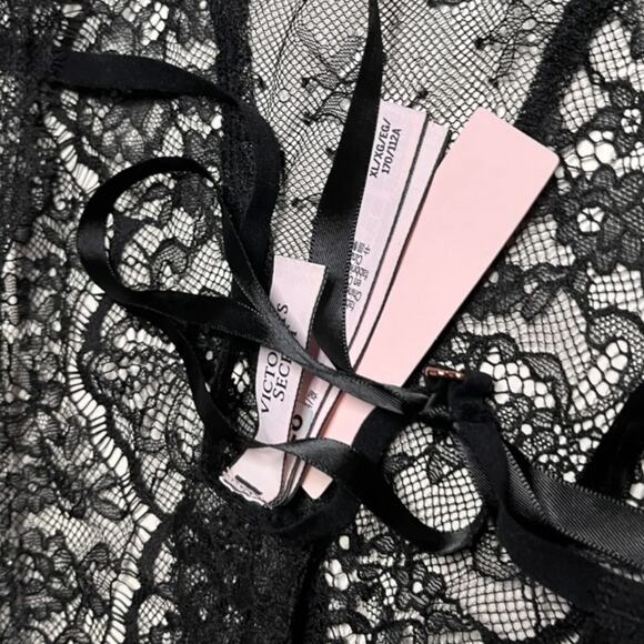 Victoria's Secret Unlined Corded Lace Teddy Black Size XL - Picture 3 of 3
